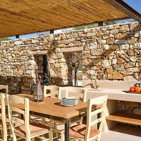 Βίλα Pezoules House